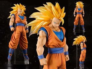 MU&Ntilde;ECO MEDIANO GOKU FASE 3 17 cm
