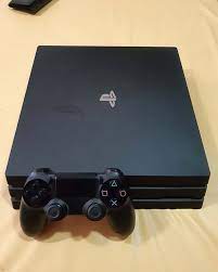 CONSOLA PLAY STATION 4 PRO USADA